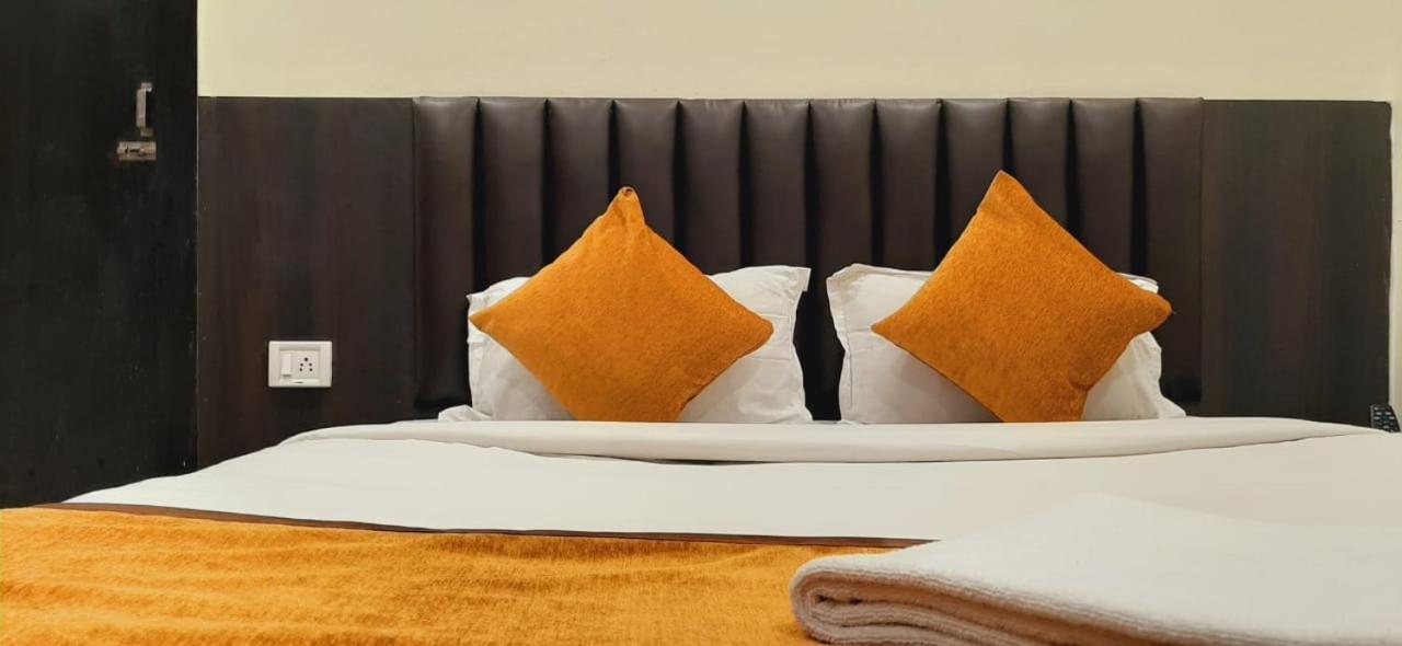 Hotel The Avenue Gamharia Luaran gambar