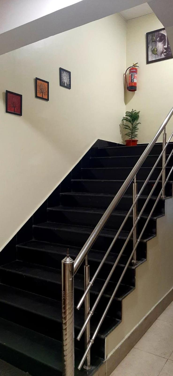 Hotel The Avenue Gamharia Luaran gambar
